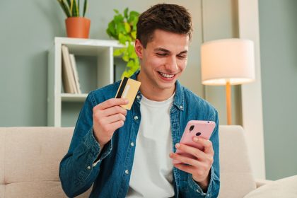 what-is-credit-card-piggybacking?