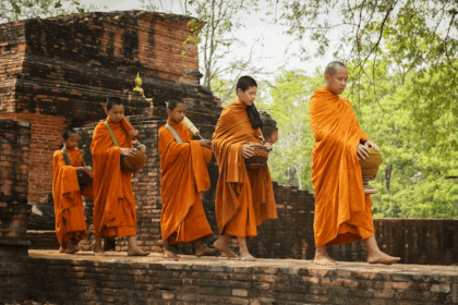 sanctuaries-of-the-soul:-the-meaning,-history,-and-spiritual-power-of-homes-for-monks